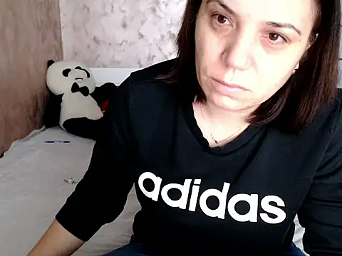 Snapshot of LorraGrey chatting on 02.10.26 LorraGrey online show from 02.10.26