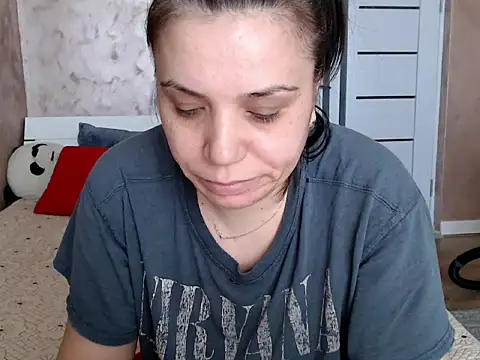 LorraGrey online show from 03.15.26