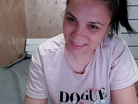 Snapshot of LorraGrey chatting on 05.03.26 LorraGrey online show from 05.03.26