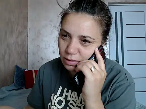 Snapshot of LorraGrey chatting on 05.26.26 LorraGrey online show from 05.26.26