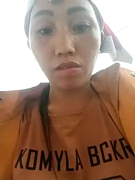 hot-luna- online show from 02.10.26