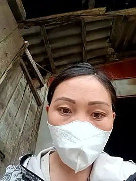 hot-luna- online show from 04.01.26