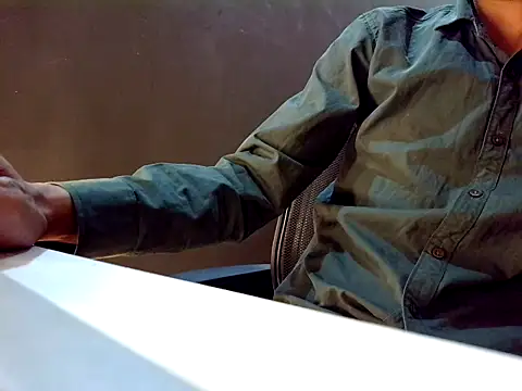 Indian-gentleman teen online show from 03.04.26