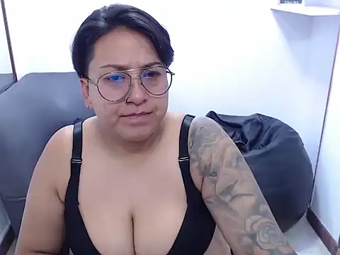 Normani Bates online show from 02.03.26