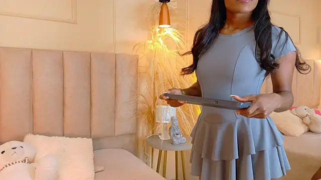 JosselynBrown online show from 05.06.26