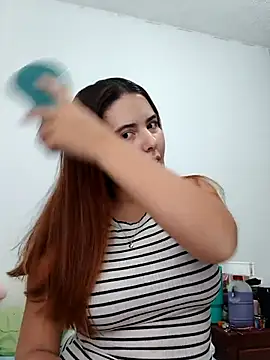 Snapshot of lyss_muller chatting on 03.16.26 lyss muller online show from 03.16.26