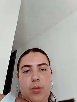 Snapshot of lyss_muller chatting on 04.24.26 lyss muller online show from 04.24.26