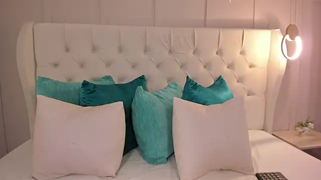 Snapshot of amanda_rios chatting on 05.19.26 amanda rios online show from 05.19.26