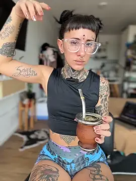 Snapshot of xsadtanas chatting on 02.26.26 xsadtanas online show from 02.26.26