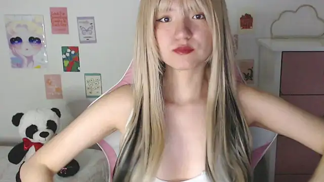 SweetSkyy  online show from 03.10.26