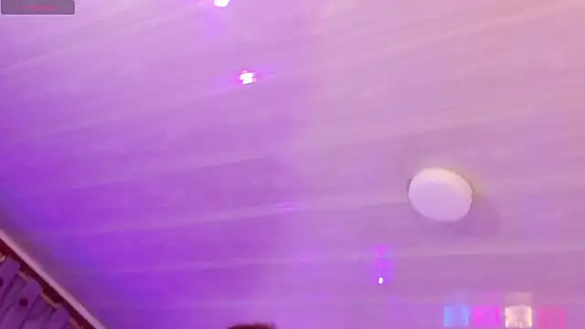 ZAYRA TAY online show from 03.05.26