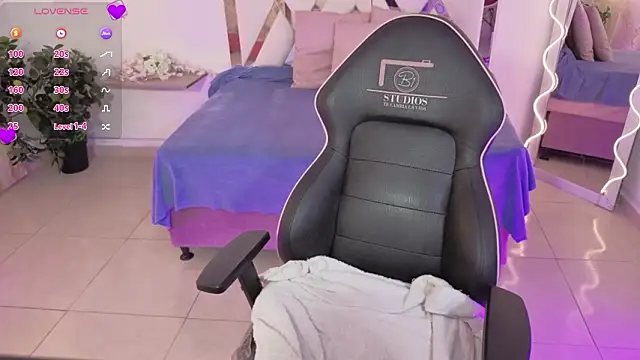 NEFTIS TAY online show from 03.03.26