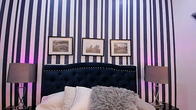 Snapshot of TherezaLarson chatting on 04.14.26 TherezaLarson online show from 04.14.26