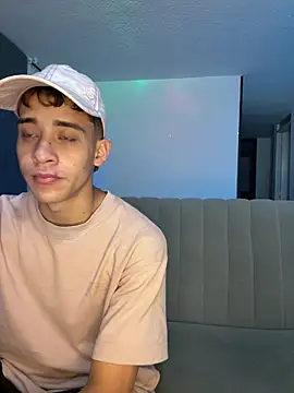 Lucas her online show from 04.22.26