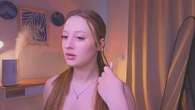 Snapshot of nikapie chatting on 02.18.26 nikapie online show from 02.18.26