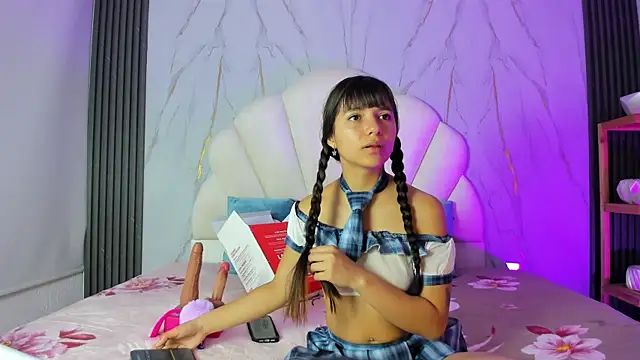 LiaJohnnson  online show from 03.26.26