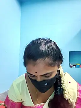 Snapshot of Tamil_Hot_Shana chatting on 04.19.26 Tamil Hot Shana online show from 04.19.26