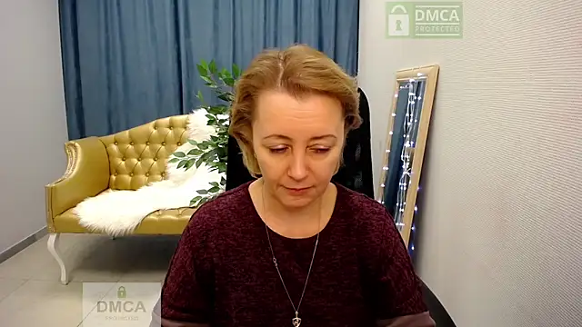 MONA W online show from 02.05.26