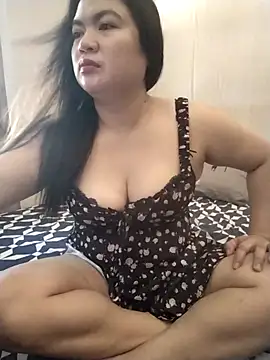 Snapshot of Zyramae_25 chatting on 04.14.26 Zyramae 25 online show from 04.14.26