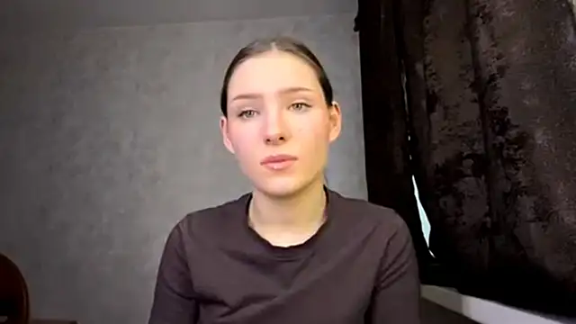 FoxieFlare online show from 02.12.26