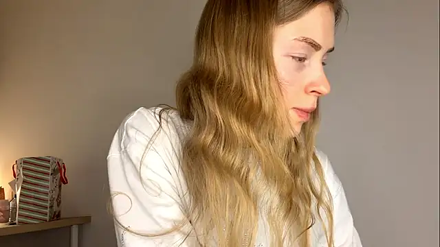 Snapshot of Flexiblegirl chatting on 02.01.26 Flexiblegirl online show from 02.01.26