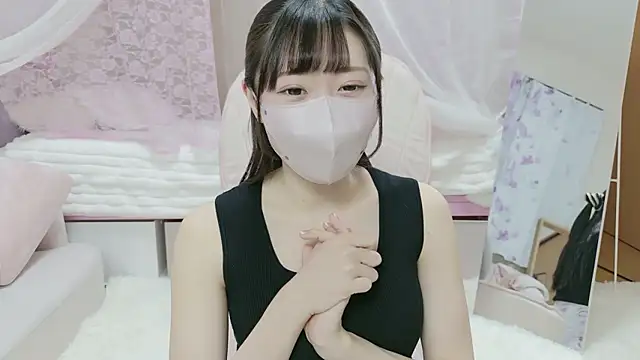 Snapshot of MOE_o0 chatting on 03.24.26 MOE o0 online show from 03.24.26