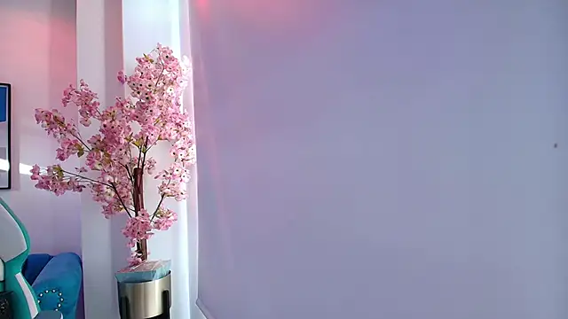 Snapshot of Madame_scarlett chatting on 05.22.26 Madame scarlett online show from 05.22.26