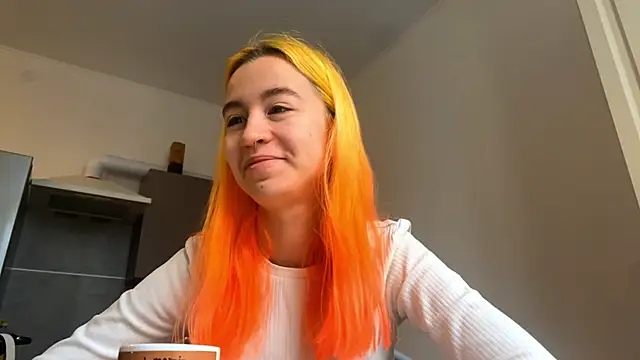 EmilyHein online show from 02.04.26