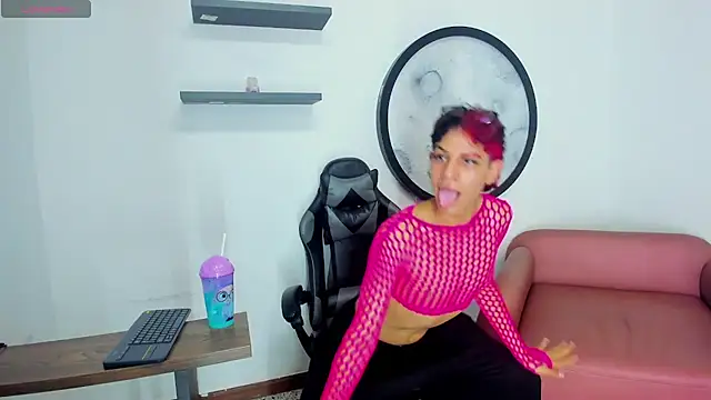 Philipp-Jones online show from 02.08.26