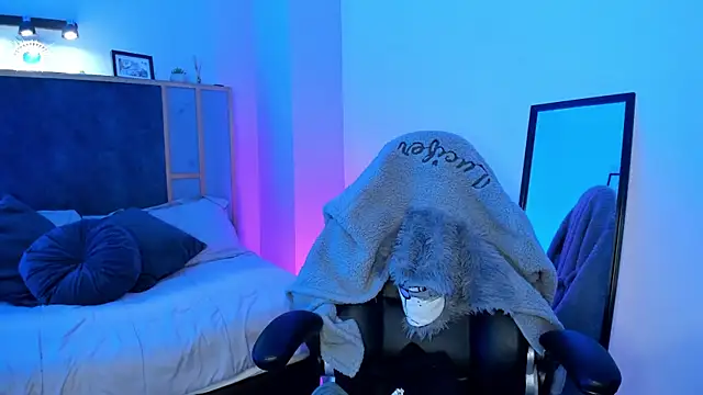 Luna tagliaferri online show from 02.11.26