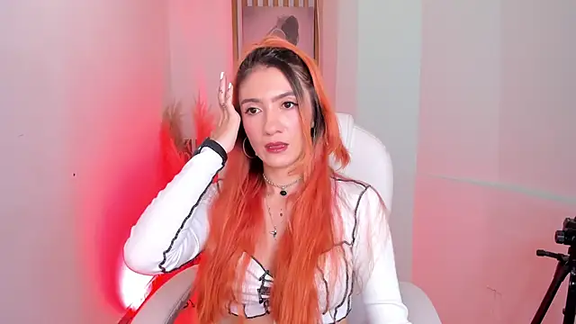 Snapshot of VioletSky1 chatting on 02.27.26 VioletSky1 online show from 02.27.26