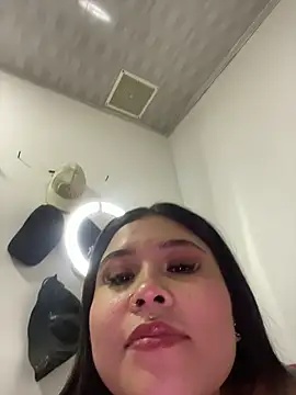 LunnaMoretti online show from 05.23.26