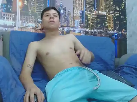 Snapshot of santiago_xxxcol chatting on 02.23.26 santiago xxxcol online show from 02.23.26