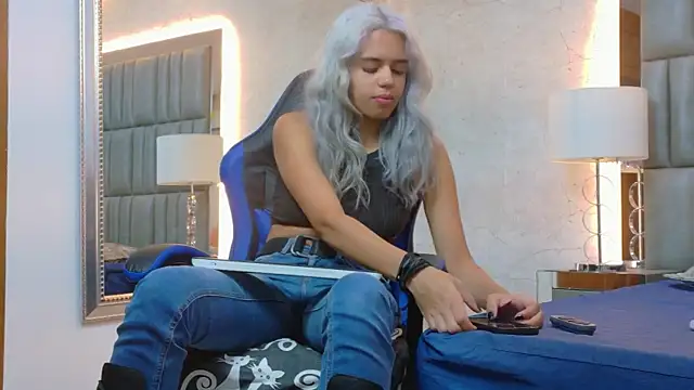 AlanaHouston online show from 07.15.26