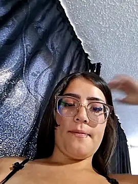 Snapshot of the_lagoon_girl chatting on 02.17.26 the lagoon girl online show from 02.17.26