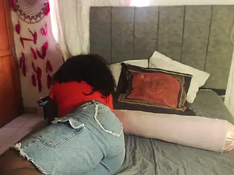 karlaebony online show from 02.14.26