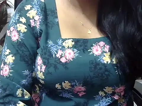 Snapshot of SumaiyaSultana chatting on 07.14.26 SumaiyaSultana online show from 07.14.26