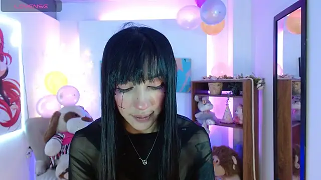 Snapshot of FIORELLA_L chatting on 04.25.26 FIORELLA L online show from 04.25.26