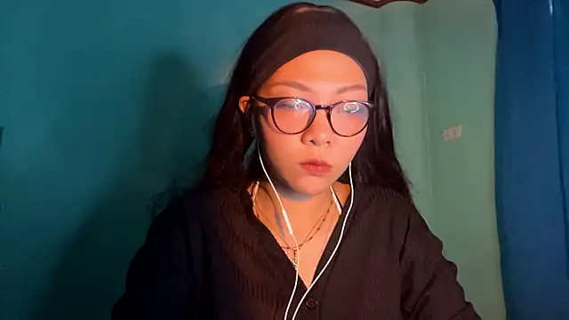 Snapshot of TerisaYellow chatting on 02.15.26 TerisaYellow online show from 02.15.26