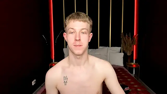 Snapshot of Dylan_Norton chatting on 04.23.26 Dylan Norton online show from 04.23.26