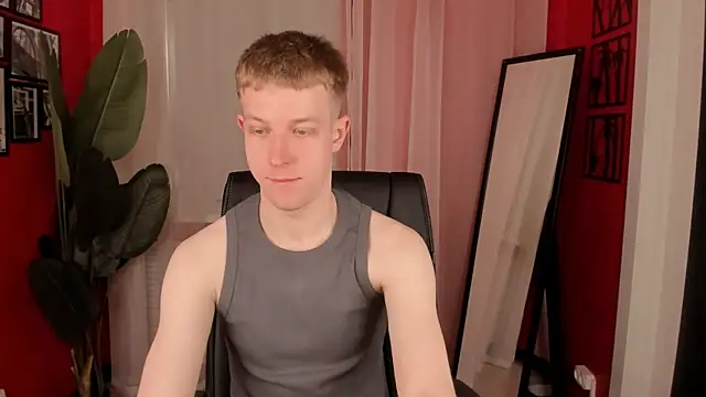 Snapshot of Dylan_Norton chatting on 05.12.26 Dylan Norton online show from 05.12.26