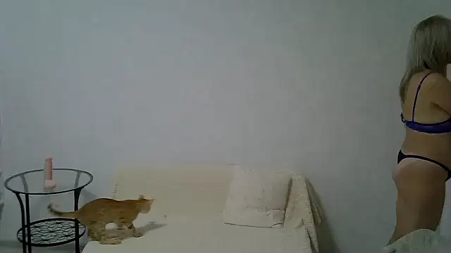 Snapshot of Opaldream chatting on 06.15.26 Opaldream online show from 06.15.26