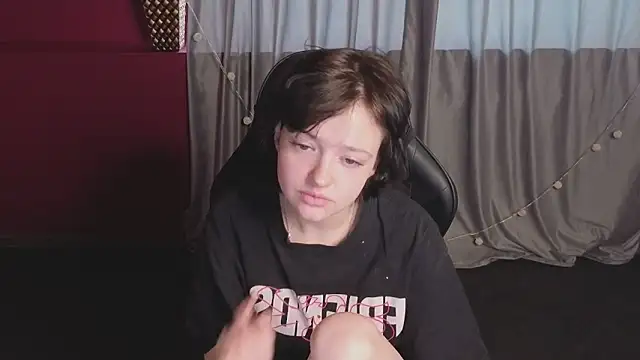 Svenaa Kopnie online show from 02.06.26