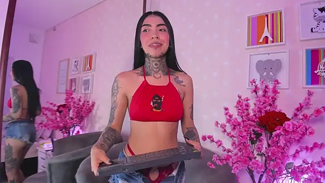 Snapshot of Ashley_Blum_ chatting on 02.27.26 Ashley Blum online show from 02.27.26