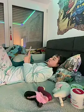 Snapshot of Just-Lilly chatting on 03.19.26 Just-Lilly online show from 03.19.26