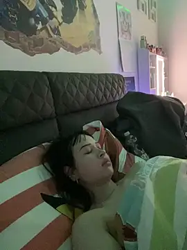 Snapshot of Just-Lilly chatting on 04.04.26 Just-Lilly online show from 04.04.26