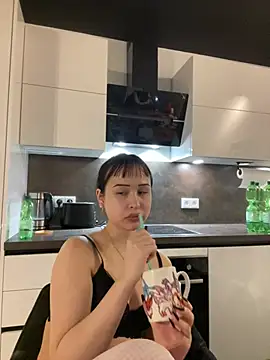 Snapshot of Just-Lilly chatting on 04.05.26 Just-Lilly online show from 04.05.26