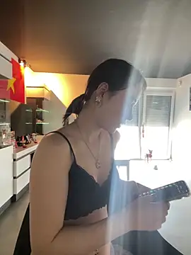 Snapshot of Just-Lilly chatting on 04.09.26 Just-Lilly online show from 04.09.26