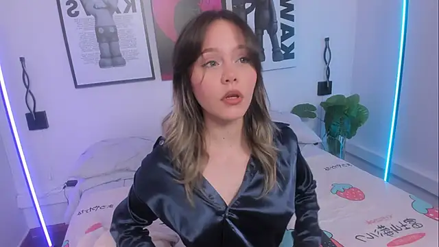 Hey lucy   online show from 02.08.26