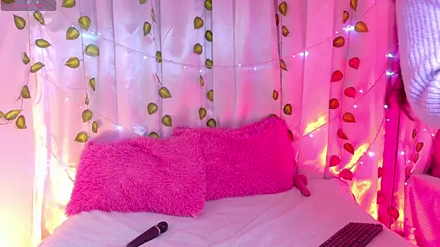 AlannaSmiless online show from 03.30.26